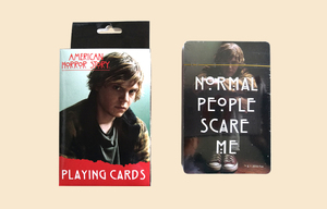 出口飞机孔盒扑克牌